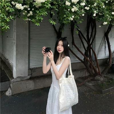 不装了，我的傻子老公是大佬
