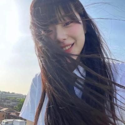 花开染墨痕